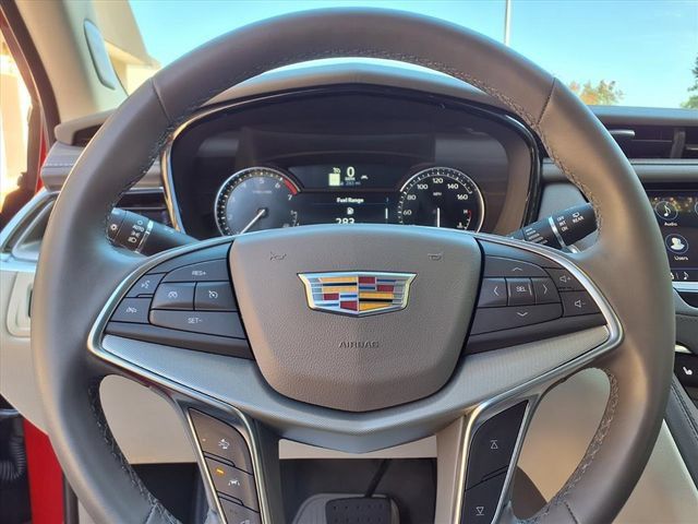 Certified 2025 Cadillac XT5 Premium Luxury FWD image 13