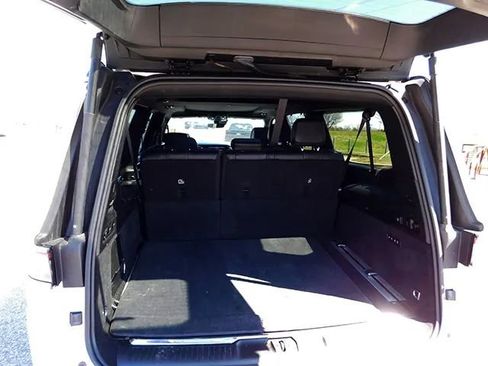 Used 2024 Jeep Grand Wagoneer L 4WD image 6