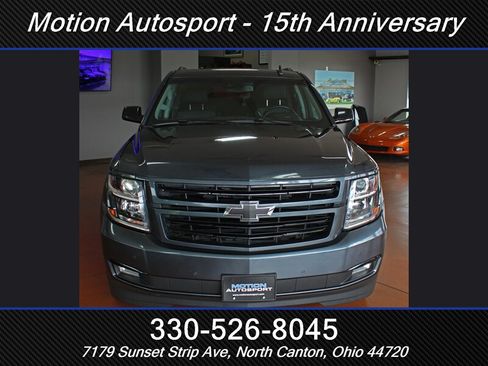 Used 2019 Chevrolet Suburban Premier w/ RST 6.2L Performance Edition AWD/4WD image 4