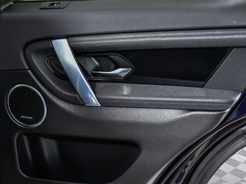 Used 2023 Land Rover Discovery Sport S image 26