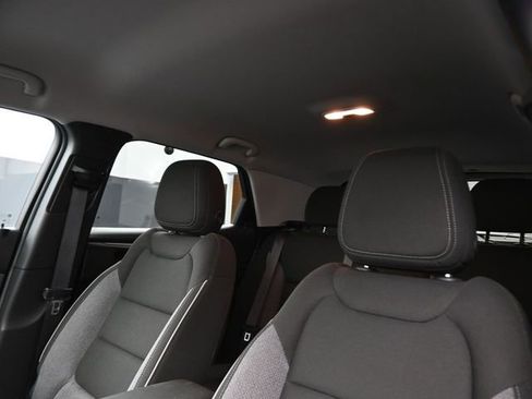 Used 2025 Chevrolet TrailBlazer LT image 23