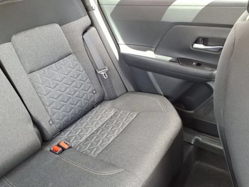 Used 2026 Nissan Kicks SV FWD image 18