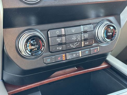 Used 2019 Ford F350 King Ranch w/ King Ranch Ultimate Package image 29