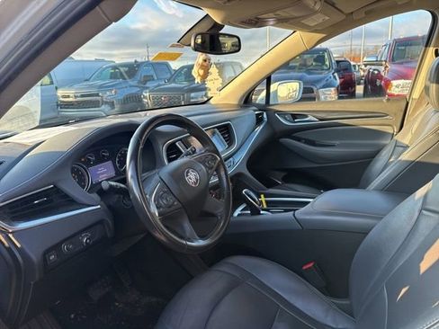 Used 2020 Buick Enclave Essence w/ Sound and Sites Package image 10