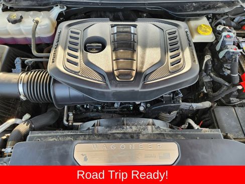 Used 2024 Jeep Wagoneer Series II w/ Flexible Seating Group RWD image 40