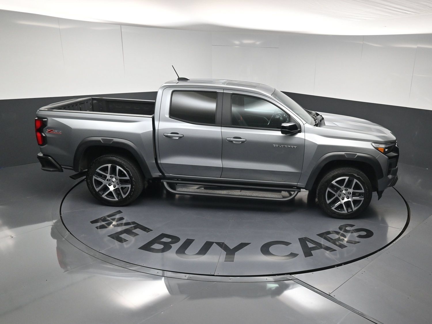 Used 2023 Chevrolet Colorado Z71 w/ Z71 Convenience Package 2 AWD/4WD image 34