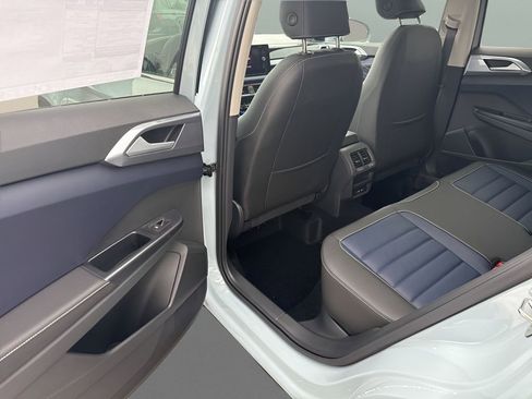 New 2026 Volkswagen Taos SEL AWD/4WD image 23