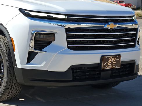 New 2026 Chevrolet Traverse LT image 7