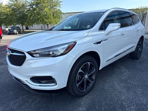 Used 2020 Buick Enclave Essence w/ Sport Touring Edition FWD image 7