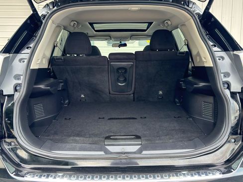 Used 2015 Nissan Rogue SV w/ SV Premium Package AWD/4WD image 5