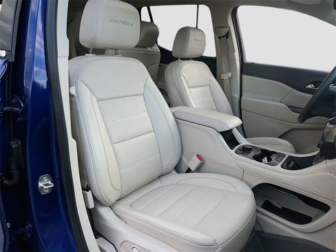 Used 2023 GMC Acadia Denali w/ Denali Ultimate Package image 32