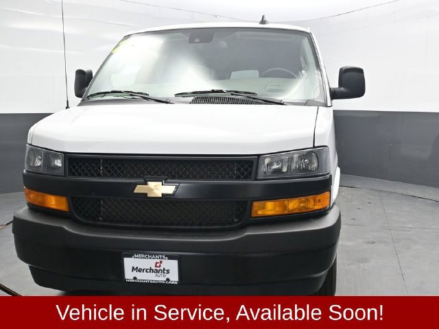 Used 2024 Chevrolet Express 3500 LS RWD image 2