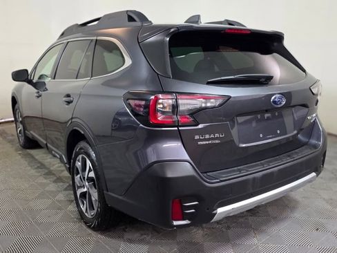 Used 2022 Subaru Outback Limited XT AWD/4WD image 4