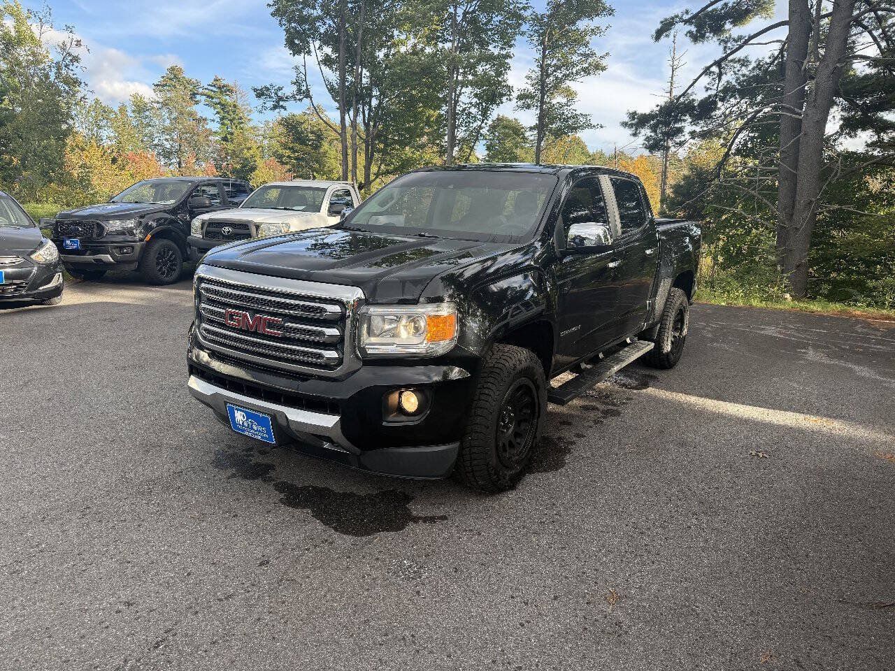 Used 2015 GMC Canyon SLT w/ Driver Alert Package AWD/4WD image 3