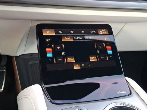New 2026 Cadillac Vistiq Premium Luxury AWD/4WD image 11