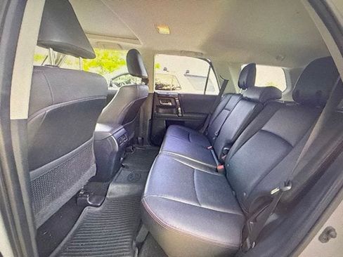 Used 2020 Toyota 4Runner Venture w/ Moonroof Package AWD/4WD image 8