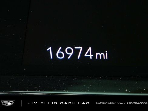 Used 2024 Cadillac Escalade Sport w/ LPO, ONYX Package AWD/4WD image 9