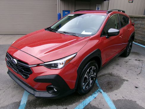 Used 2024 Subaru Crosstrek 2.0i Premium w/ Crosstrek Mirror Package image 1