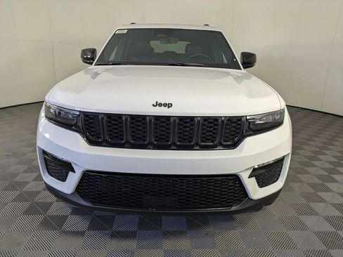 New 2025 Jeep Grand Cherokee Limited w/ Black Appearance Package RWD image 2