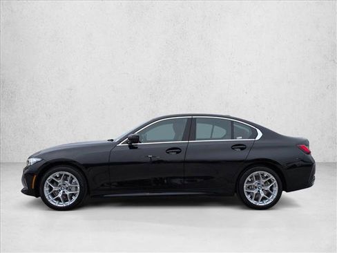 Used 2025 BMW 330i xDrive Sedan w/ Premium Package image 9