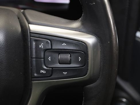Used 2019 Chevrolet Silverado 1500 LT Trail Boss AWD/4WD image 33