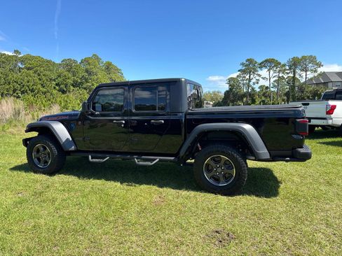 Used 2022 Jeep Gladiator Rubicon w/ LED Lighting Group AWD/4WD image 5