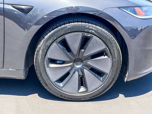 Used 2024 Tesla Model 3 Standard Range RWD image 9