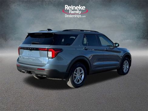 New 2026 Ford Explorer Active image 5