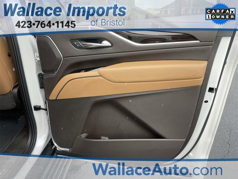 Used 2022 Cadillac Escalade ESV Premium Luxury w/ Performance Package image 24