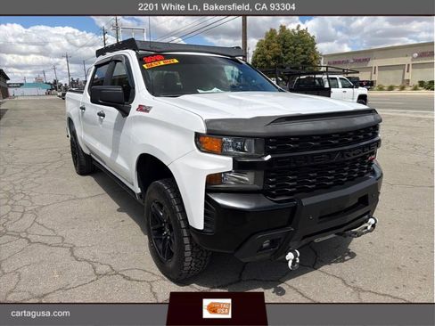 Used 2019 Chevrolet Silverado 1500 Custom Trail Boss w/ Custom Convenience Package AWD/4WD image 1