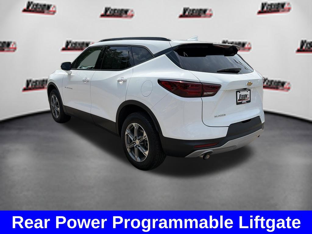 Used 2024 Chevrolet Blazer LT w/ Convenience Package FWD image 8