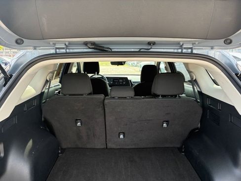 Used 2025 Kia Sportage LX image 29