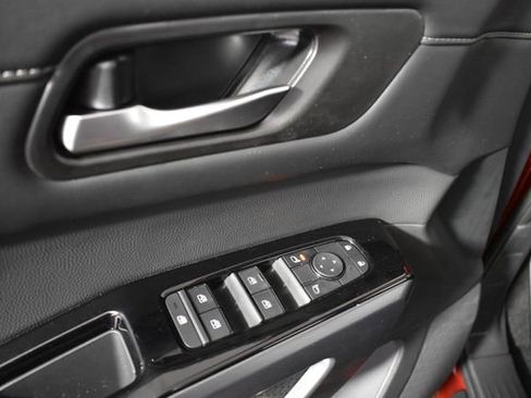 New 2026 Nissan Pathfinder SL AWD/4WD image 8