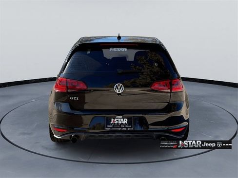 Used 2015 Volkswagen GTI SE image 6