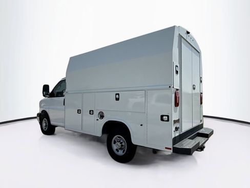New 2024 Chevrolet Express 3500 w/ Power Convenience Package RWD image 6
