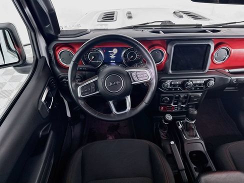 Used 2022 Jeep Wrangler Unlimited Rubicon w/ LED Lighting Group AWD/4WD image 23