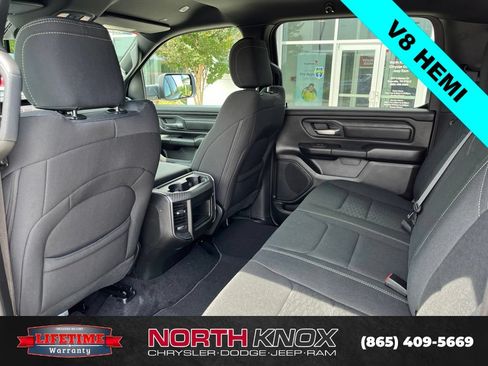 New 2026 RAM 1500 Express AWD/4WD image 15