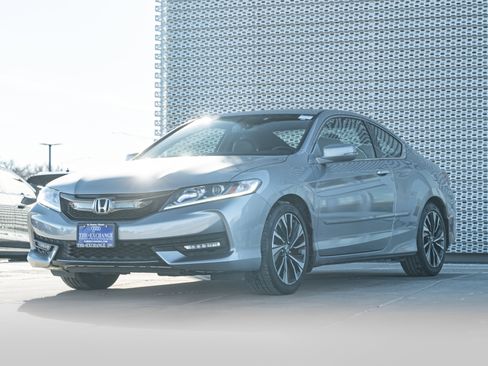 Used 2017 Honda Accord EX-L image 7