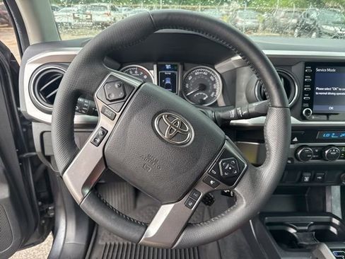 Used 2022 Toyota Tacoma SR5 w/ Technology Package RWD image 29