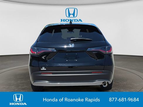 New 2027 Honda HR-V Sport image 4