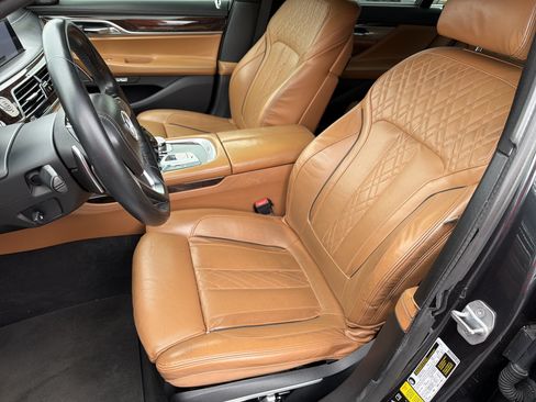 Used 2016 BMW 750i xDrive AWD/4WD image 17