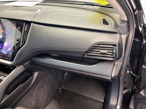 Used 2021 Subaru Outback Premium AWD/4WD image 16