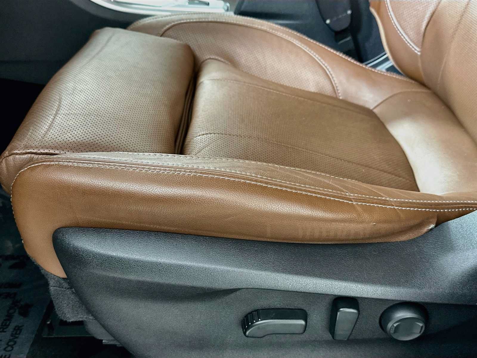 Used 2019 Subaru Ascent Touring AWD/4WD image 18