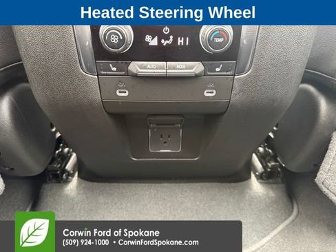 Used 2024 Chevrolet Tahoe Z71 w/ Luxury Package image 13