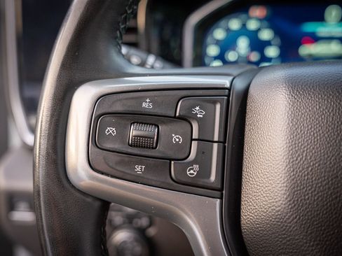 Used 2024 Chevrolet Silverado 2500 LT w/ Convenience Package image 18