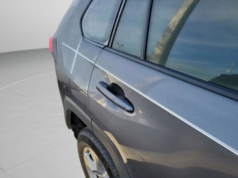 Certified 2022 Toyota RAV4 XLE w/ Convenience Package image 15