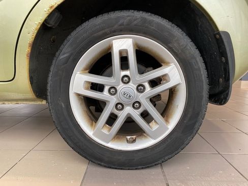 Used 2011 Kia Soul + image 22