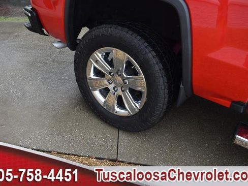 Used 2018 GMC Sierra 1500 SLT w/ Suspension Package, Off-Road image 13