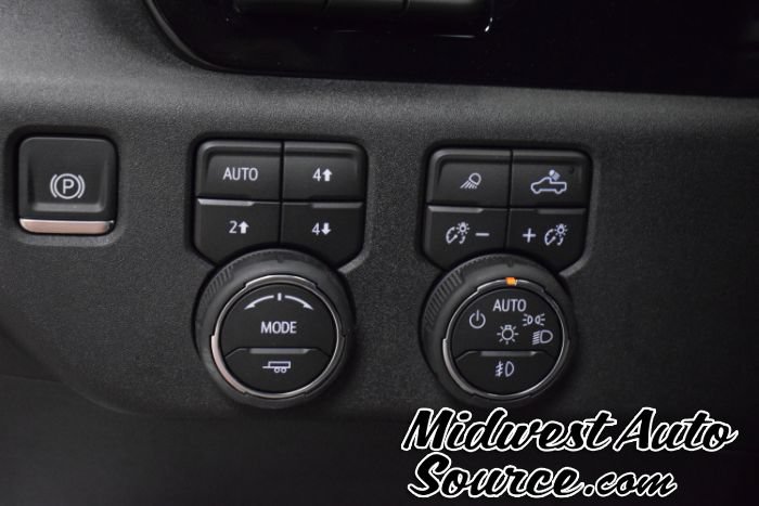 Used 2026 Chevrolet Silverado 3500 High Country w/ High Country Premium Package AWD/4WD image 21