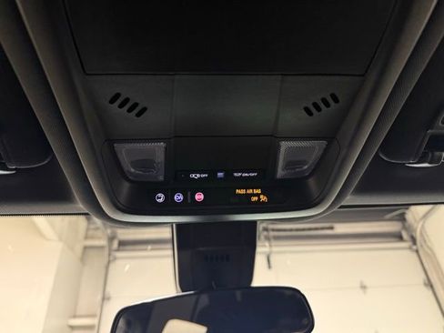 Certified 2022 Chevrolet Equinox RS w/ RS Leather Package image 21